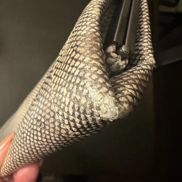 Slim Calvin Klein silver snake print clutch - Picture 10 of 13